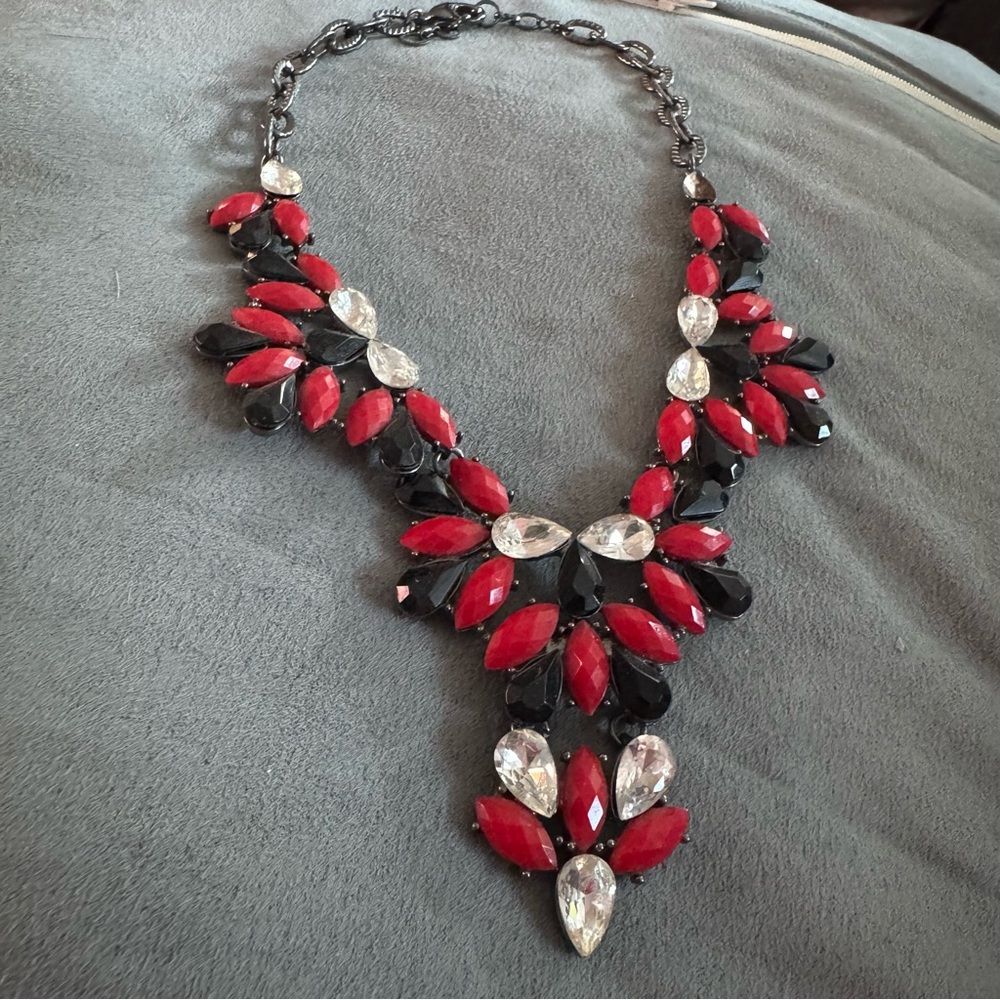 Dramatic Red and Black Crystal Necklace